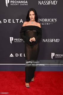 Maggie Lindemann feet photo thumbnail