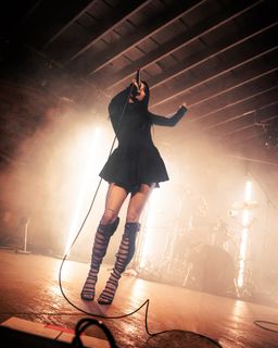 Maggie Lindemann feet photo 18