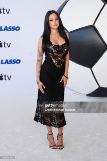 Maggie Lindemann feet photo 2