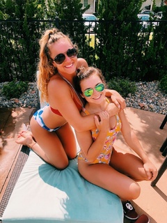 Maggie Nichols feet photo 9