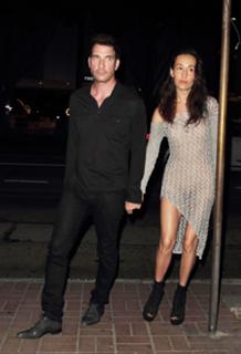 Maggie Q feet photo thumbnail