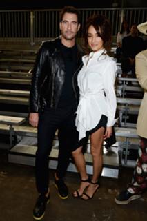 Maggie Q feet photo thumbnail