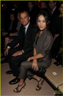 Maggie Q feet photo thumbnail