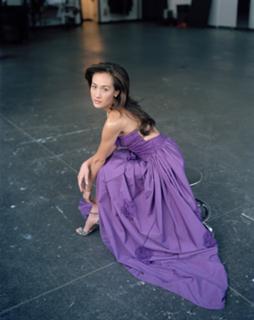 Maggie Q feet photo thumbnail