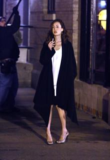 Maggie Q feet photo thumbnail
