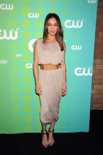 Maggie Q feet photo thumbnail