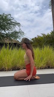 Maggie Q feet photo 2