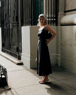 Maggie Rawlins feet photo 17