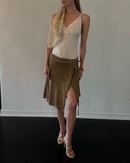 Maggie Rawlins feet photo 1