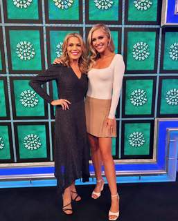 Maggie Sajak feet photo 20