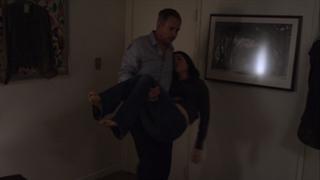 Maggie Siff feet photo thumbnail