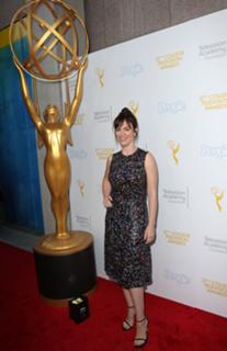 Maggie Siff feet photo thumbnail