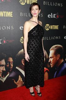 Maggie Siff feet photo thumbnail