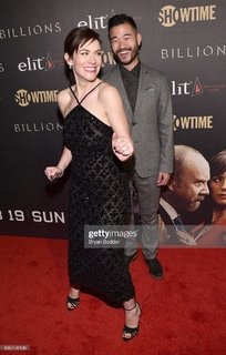 Maggie Siff feet photo thumbnail