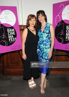 Maggie Siff feet photo thumbnail
