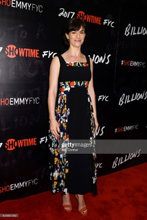 Maggie Siff feet photo thumbnail