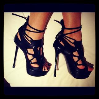 Maggie Wilson feet photo 12