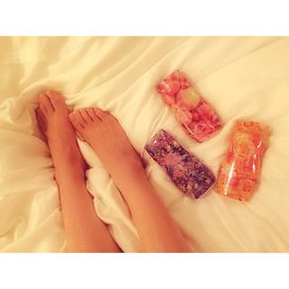 Maggy feet photo thumbnail