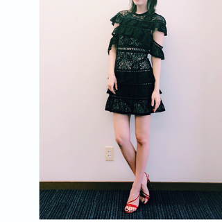 Maggy feet photo thumbnail