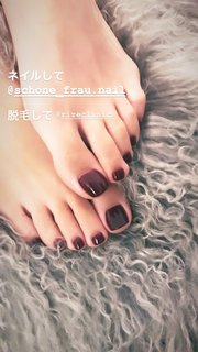 Maggy feet photo thumbnail