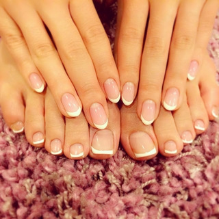Maggy feet photo thumbnail