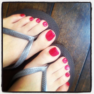Maggy feet photo thumbnail