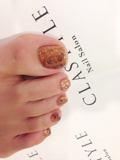 Maggy feet photo thumbnail