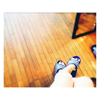 Maggy feet photo thumbnail