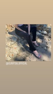 Maggy feet photo thumbnail