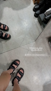 Maggy feet photo thumbnail