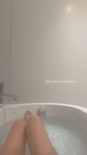 Maggy feet photo thumbnail