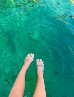 Maggy feet photo thumbnail