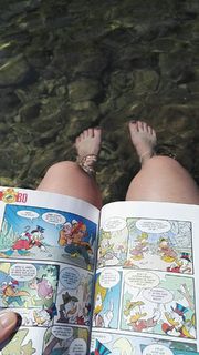 Maghla feet photo thumbnail