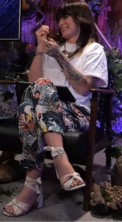 Maghla feet photo thumbnail