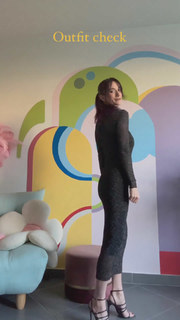 Maghla feet photo thumbnail