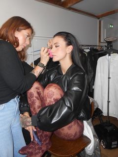 Maghla feet photo thumbnail