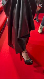 Maghla feet photo thumbnail