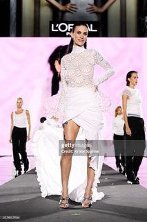 Maghla feet photo thumbnail