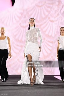 Maghla feet photo thumbnail