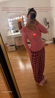 Maghla feet photo thumbnail