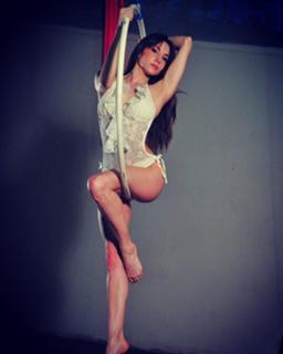 Magui Bravi feet photo thumbnail