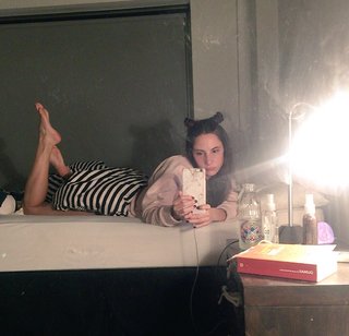 Magui Bravi feet photo thumbnail