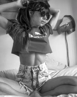 Magui Bravi feet photo thumbnail