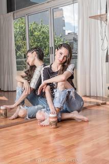 Magui Bravi feet photo thumbnail