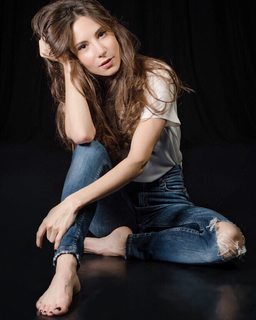 Magui Bravi feet photo thumbnail