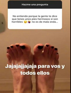 Magui Bravi feet photo thumbnail