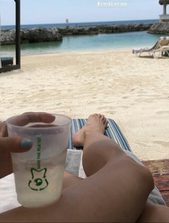 Magui Bravi feet photo thumbnail