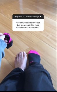Magui Bravi feet photo thumbnail