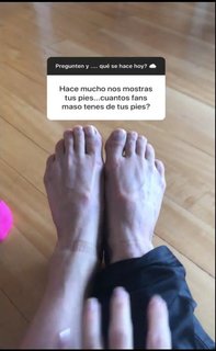 Magui Bravi feet photo thumbnail