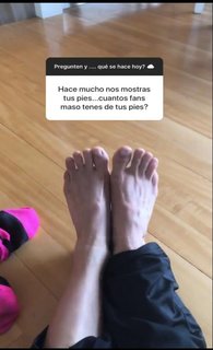 Magui Bravi feet photo thumbnail